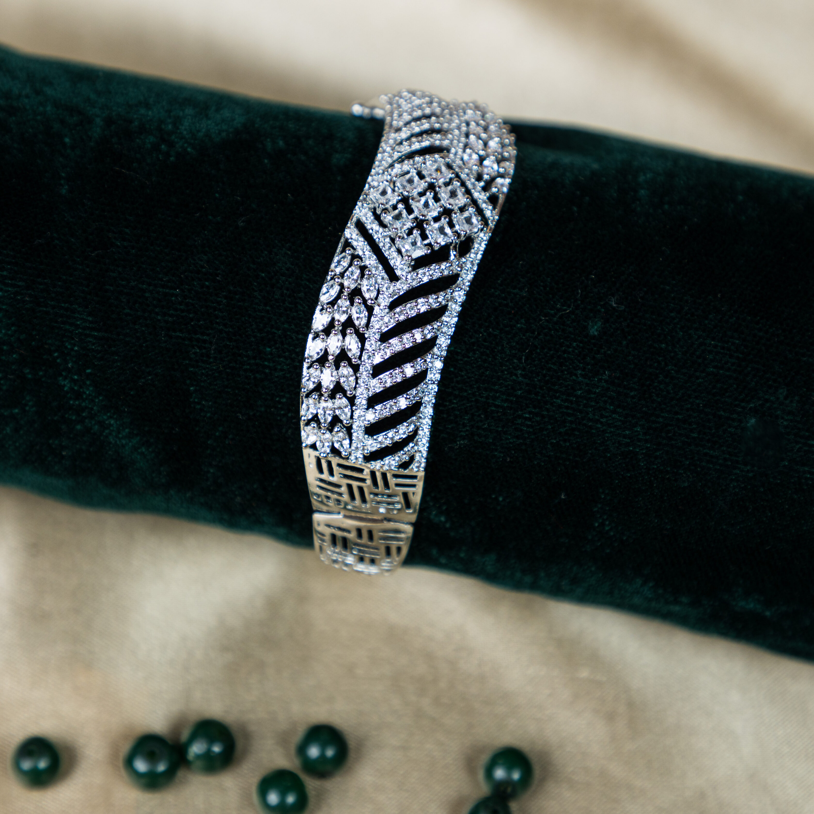 The Heart Stealer Diamond Bracelet | Radiant Bay